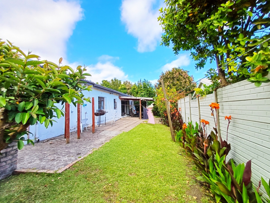 3 Bedroom Property for Sale in Kleinmond Western Cape